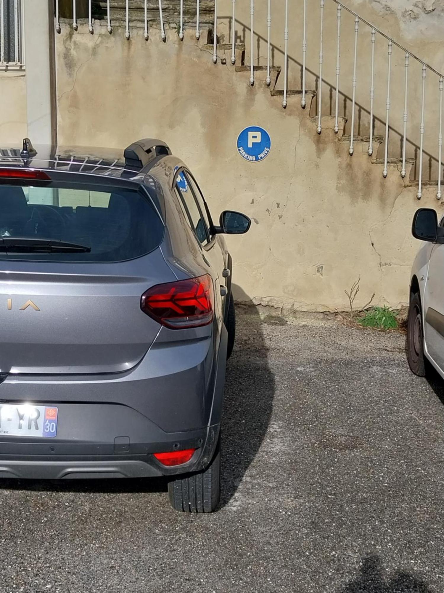 Maison Quai De La Fontaine Plus Parking Nîmes Eksteriør bilde
